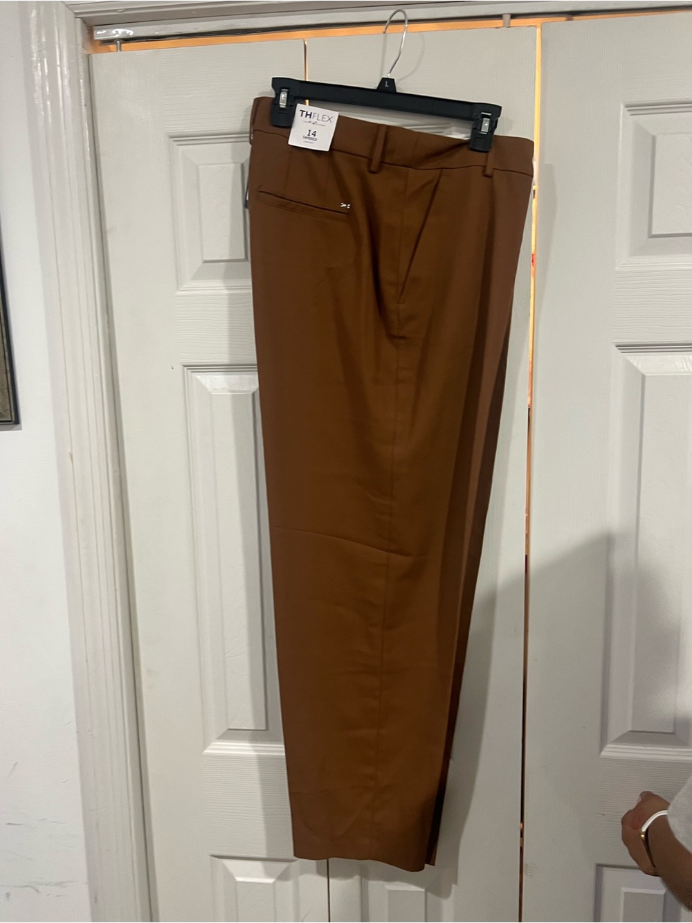 Tommy Hilfiger Cropped Straight-Leg Dress Pants in Brown